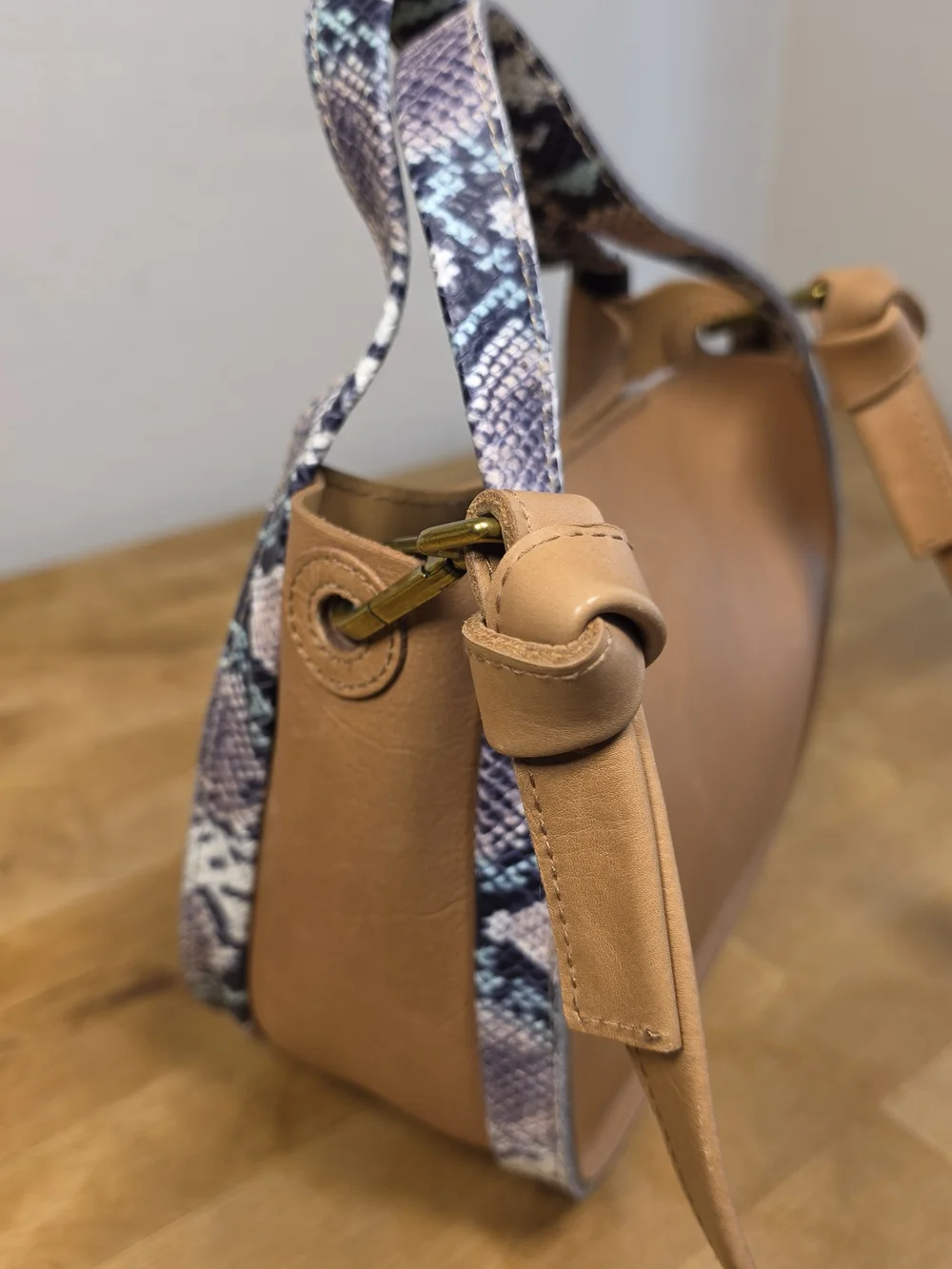 Madewell The Sydney Crossbody Bag Snake Embossed Leather Handbag NWT MD183 - Picture 12 of 15